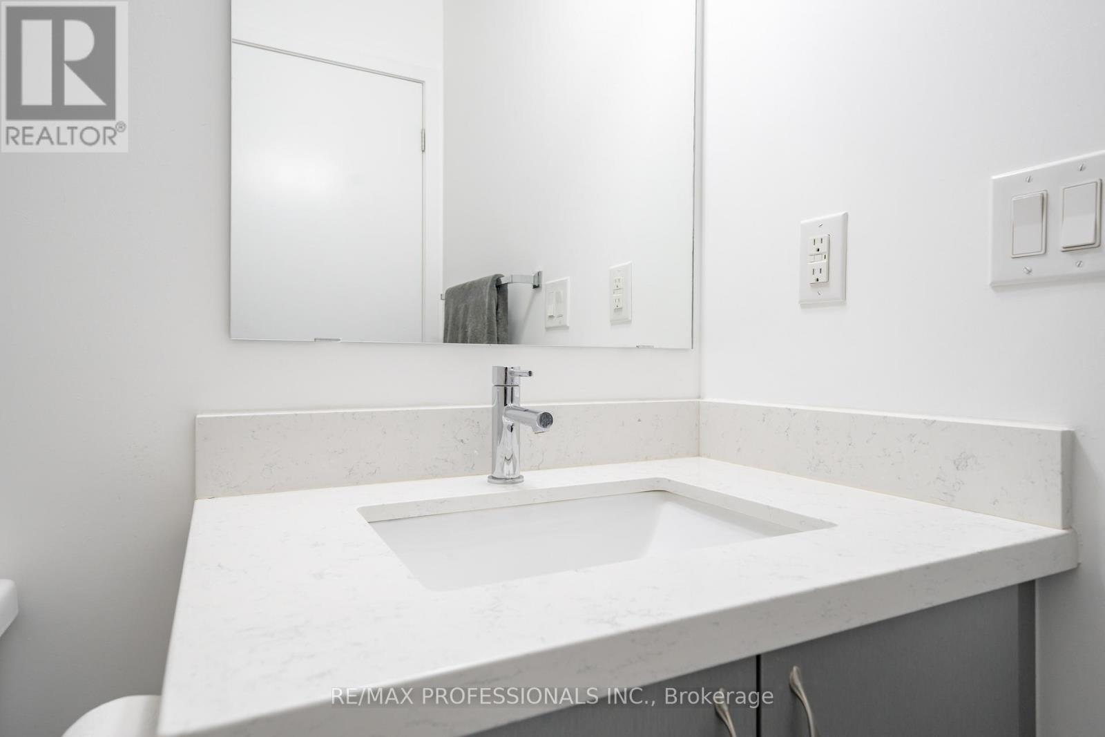 811 - 11 Superior Avenue, Toronto, Ontario  M8V 0A7 - Photo 21 - W12798638