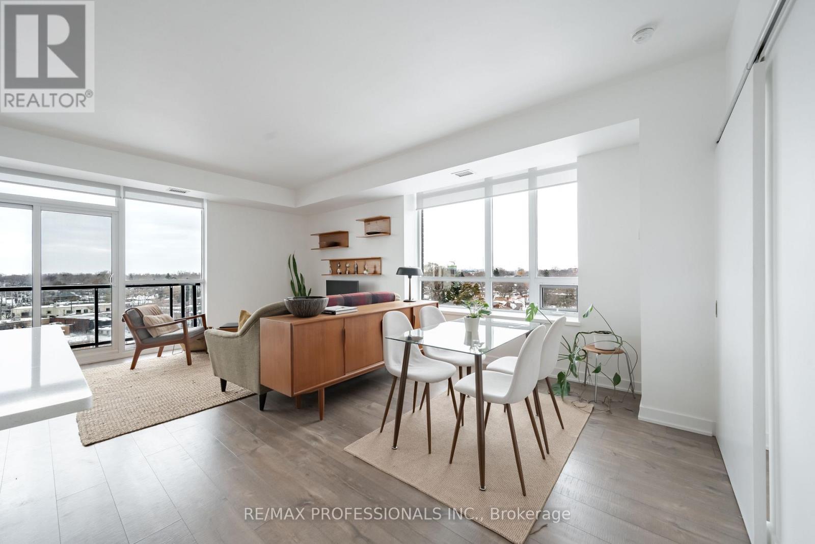 811 - 11 Superior Avenue, Toronto, Ontario  M8V 0A7 - Photo 8 - W12798638