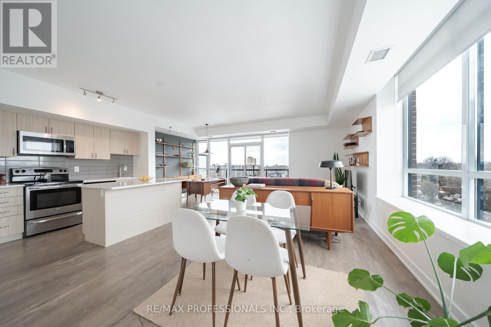 811 - 11 Superior Avenue, Toronto, Ontario  M8V 0A7 - Photo 9 - W12798638