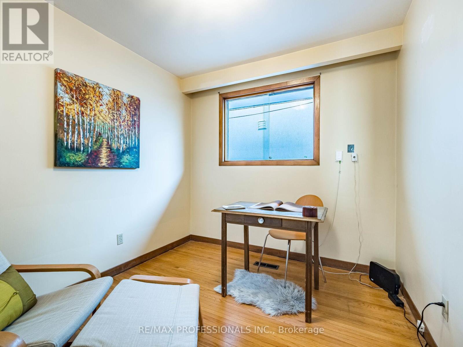 48 Haliburton Avenue, Toronto, Ontario  M9B 4Y4 - Photo 24 - W12798682