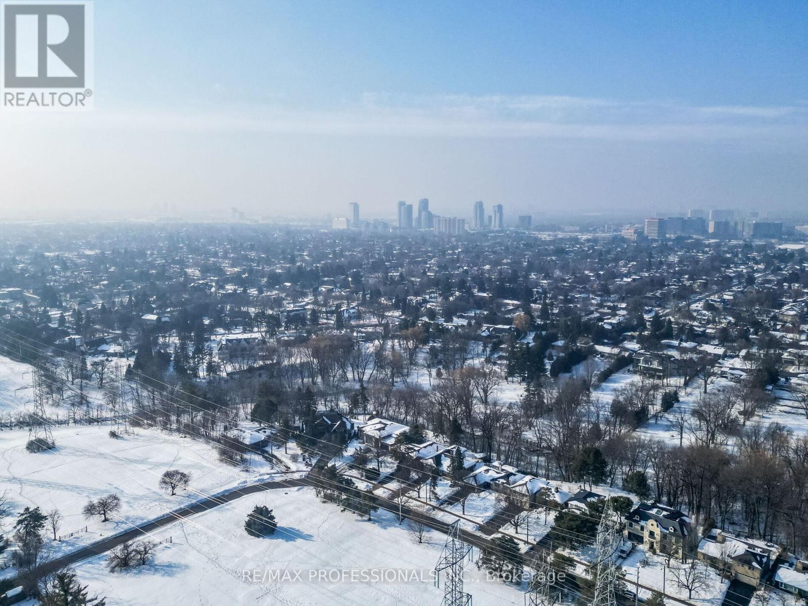 48 Haliburton Avenue, Toronto, Ontario  M9B 4Y4 - Photo 50 - W12798682