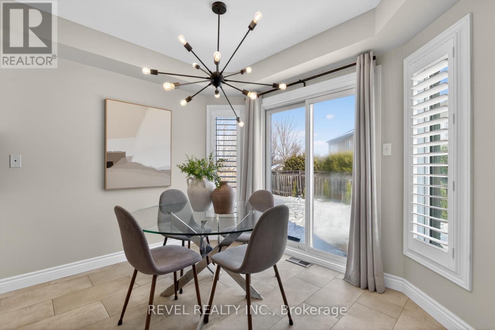 2286 Seton Crescent, Burlington, Ontario  L7L 6Y4 - Photo 16 - W12798698