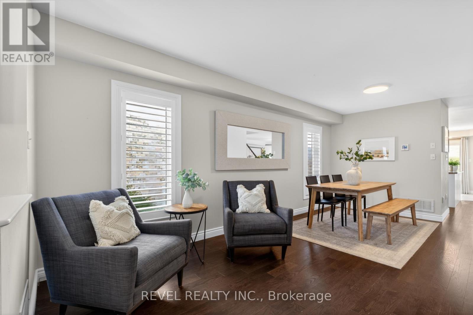 2286 Seton Crescent, Burlington, Ontario  L7L 6Y4 - Photo 5 - W12798698