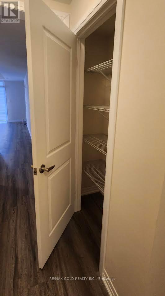 118 - 1589 Rose Way, Milton, Ontario  L9E 1N4 - Photo 15 - W12798722