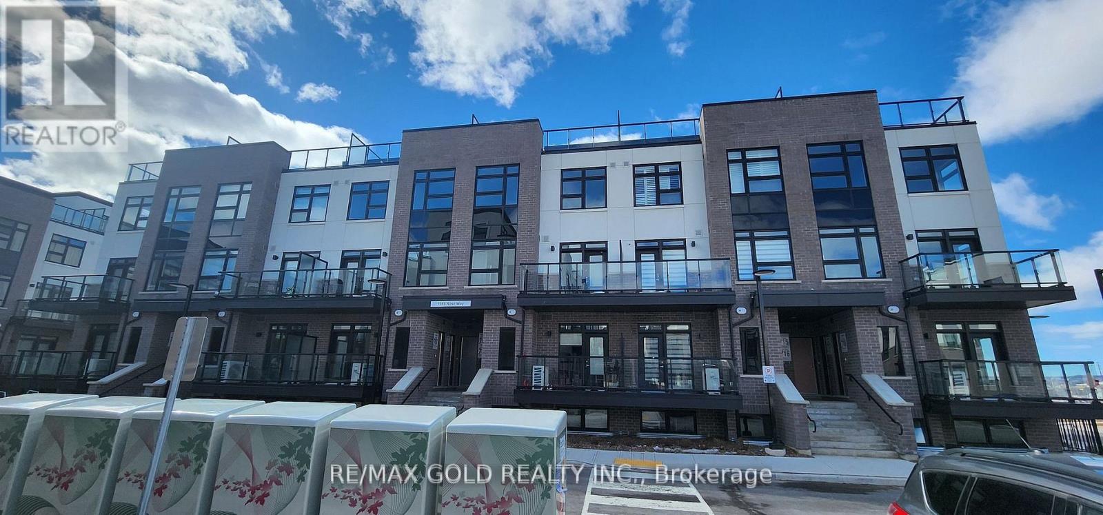 118 - 1589 Rose Way, Milton, Ontario  L9E 1N4 - Photo 2 - W12798722