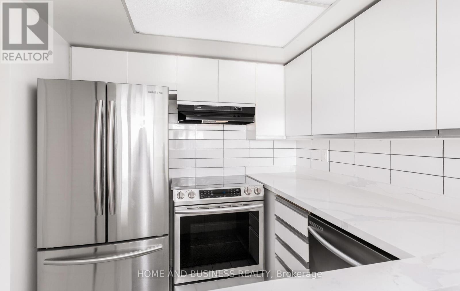 706 - 75 King Street E, Mississauga, Ontario  L5A 4G5 - Photo 14 - W12798756