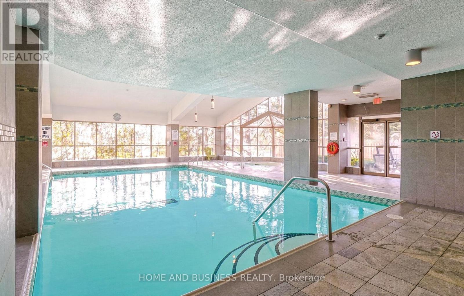 706 - 75 King Street E, Mississauga, Ontario  L5A 4G5 - Photo 28 - W12798756