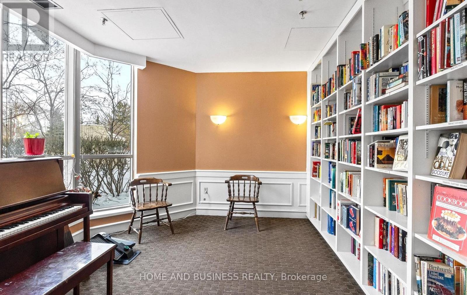 706 - 75 King Street E, Mississauga, Ontario  L5A 4G5 - Photo 30 - W12798756