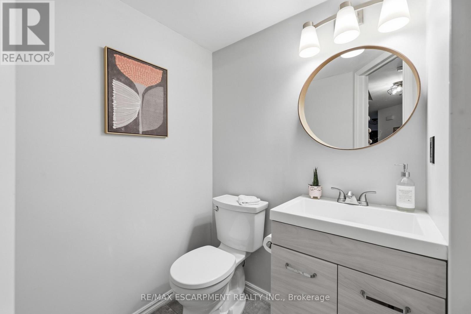 5 - 2015 Cleaver Avenue, Burlington, Ontario  L7M 4J7 - Photo 11 - W12798774