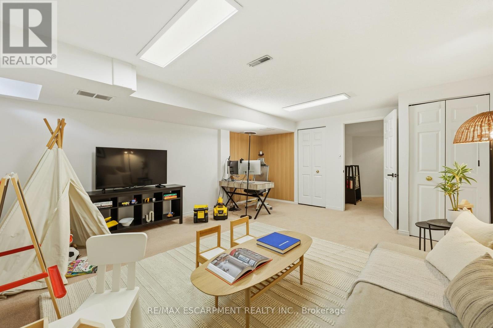 5 - 2015 Cleaver Avenue, Burlington, Ontario  L7M 4J7 - Photo 30 - W12798774