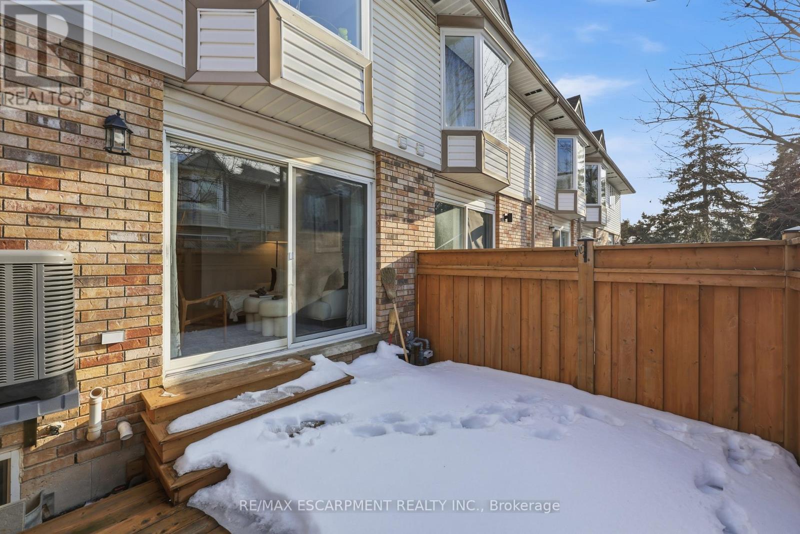 5 - 2015 Cleaver Avenue, Burlington, Ontario  L7M 4J7 - Photo 35 - W12798774