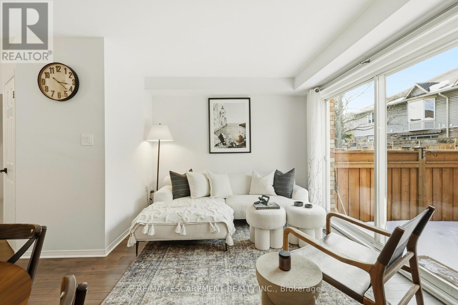 5 - 2015 Cleaver Avenue, Burlington, Ontario  L7M 4J7 - Photo 7 - W12798774