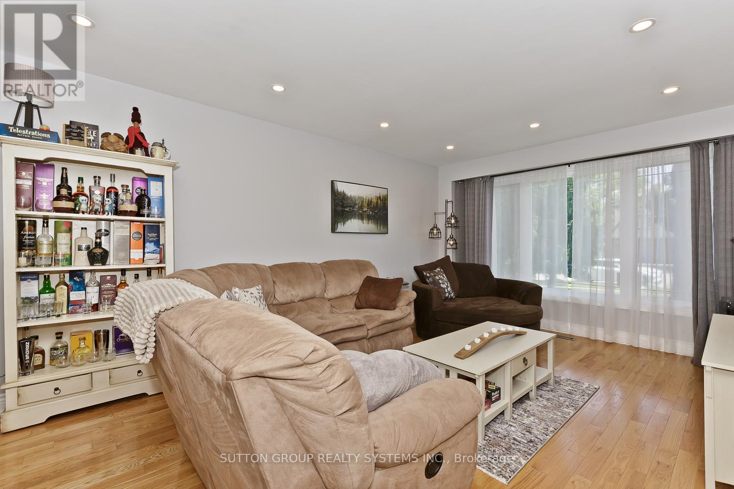 6686 Barrisdale Drive, Mississauga, Ontario  L5N 2H3 - Photo 11 - W12798804