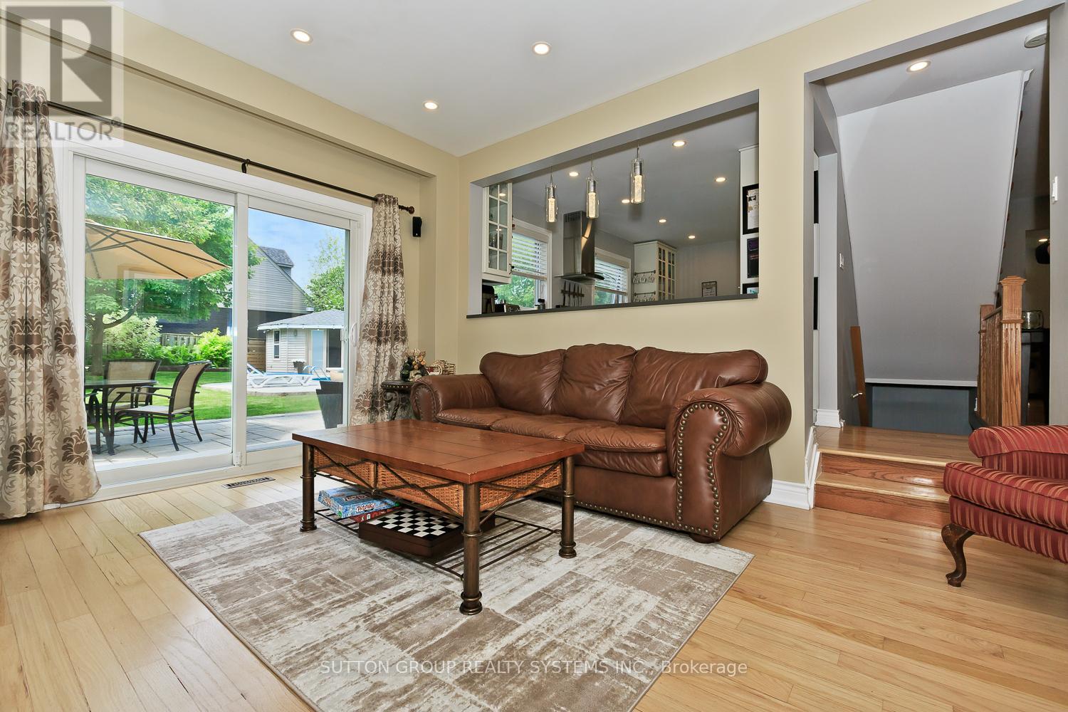 6686 Barrisdale Drive, Mississauga, Ontario  L5N 2H3 - Photo 23 - W12798804