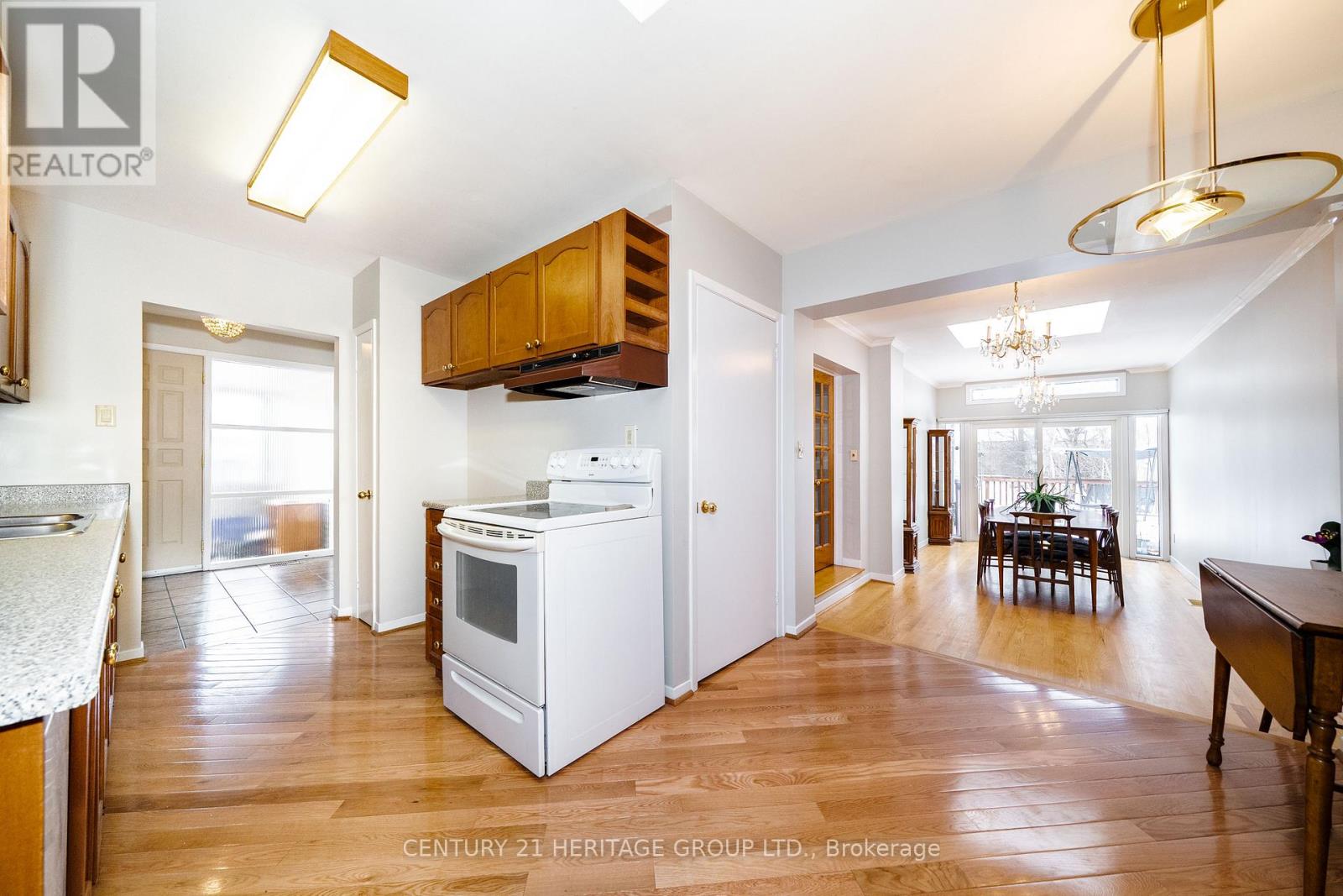 14 Council Crescent, Toronto, Ontario  M3J 1J6 - Photo 15 - W12797472