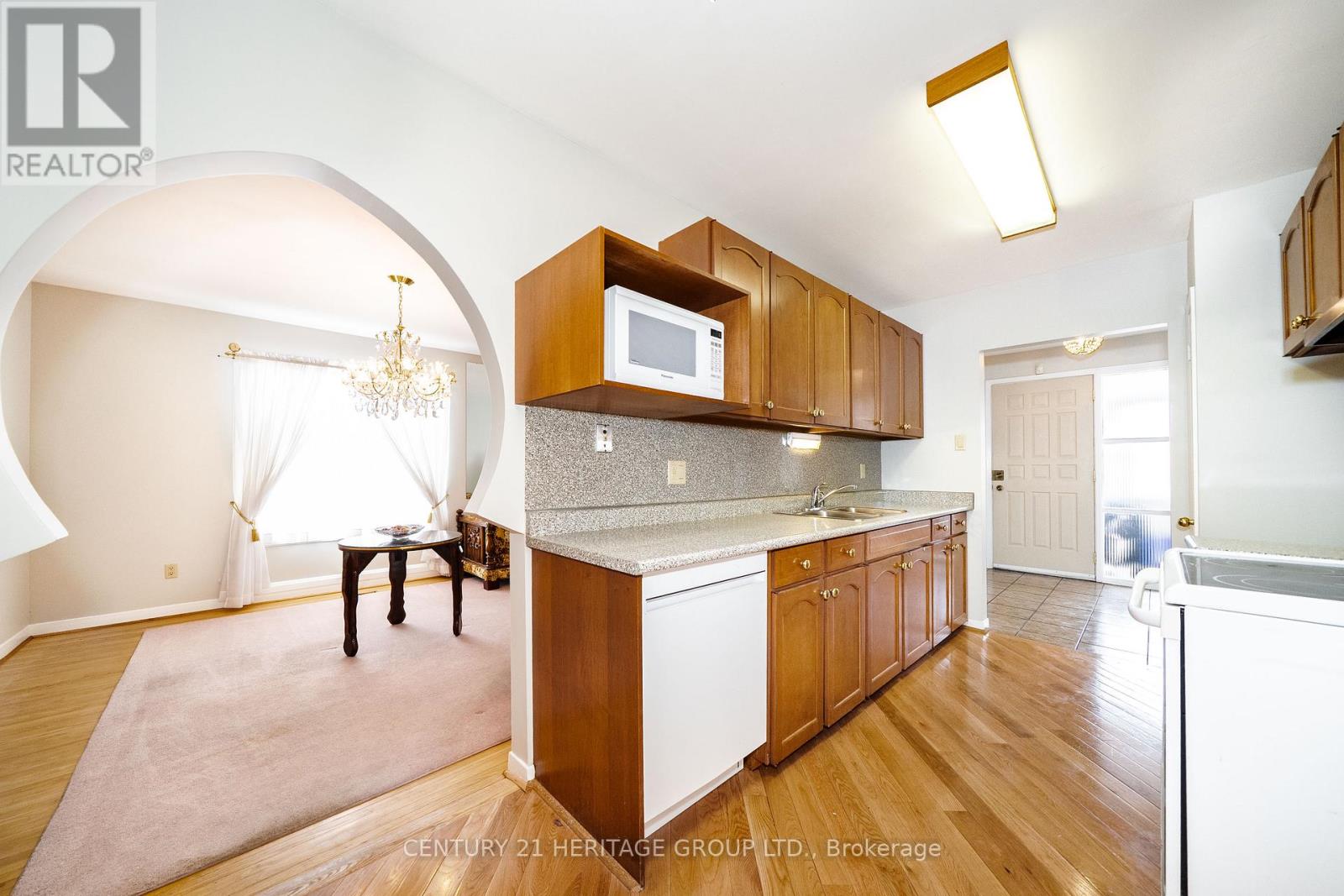 14 Council Crescent, Toronto, Ontario  M3J 1J6 - Photo 14 - W12797472