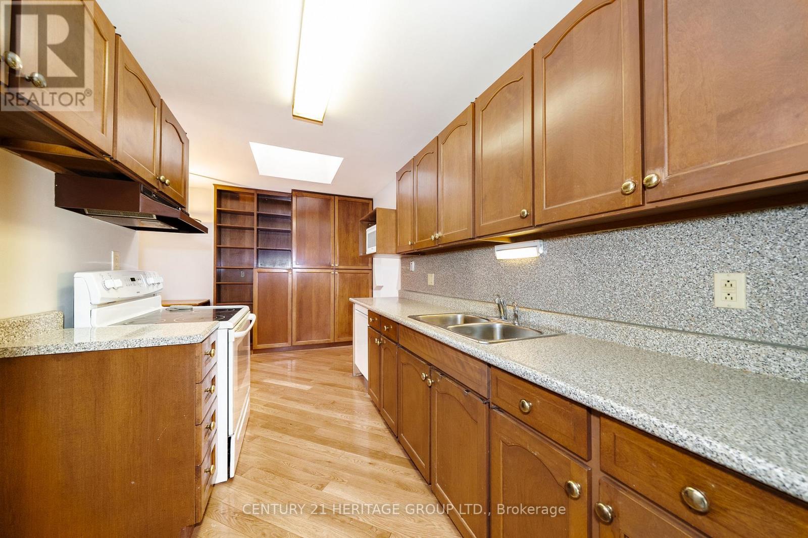 14 Council Crescent, Toronto, Ontario  M3J 1J6 - Photo 16 - W12797472