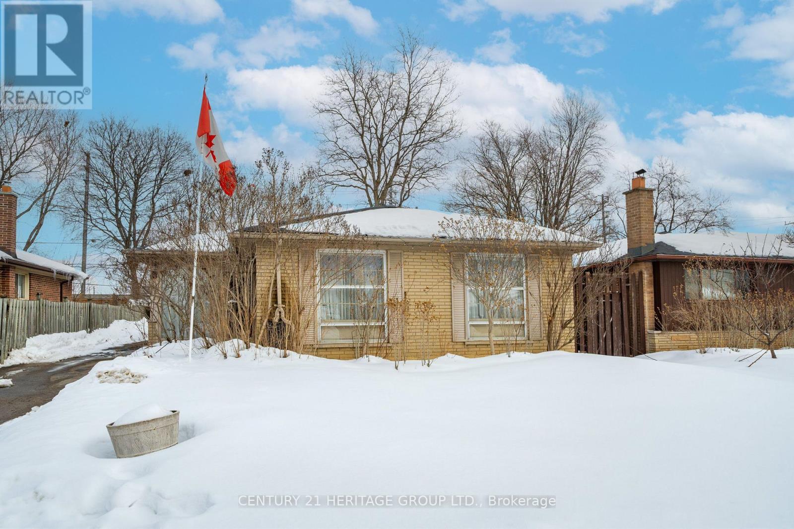 14 Council Crescent, Toronto, Ontario  M3J 1J6 - Photo 3 - W12797472