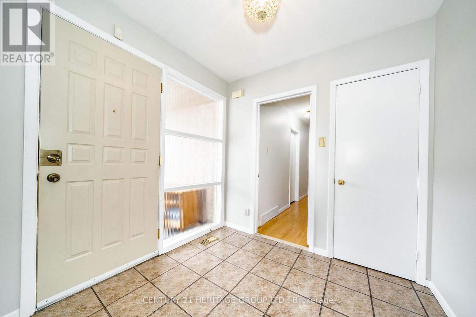 14 Council Crescent, Toronto, Ontario  M3J 1J6 - Photo 8 - W12797472