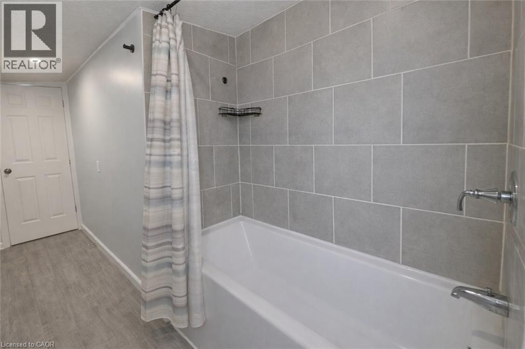 229 Guelph Avenue Unit# B, Cambridge, Ontario  N3C 1A9 - Photo 17 - 40805451