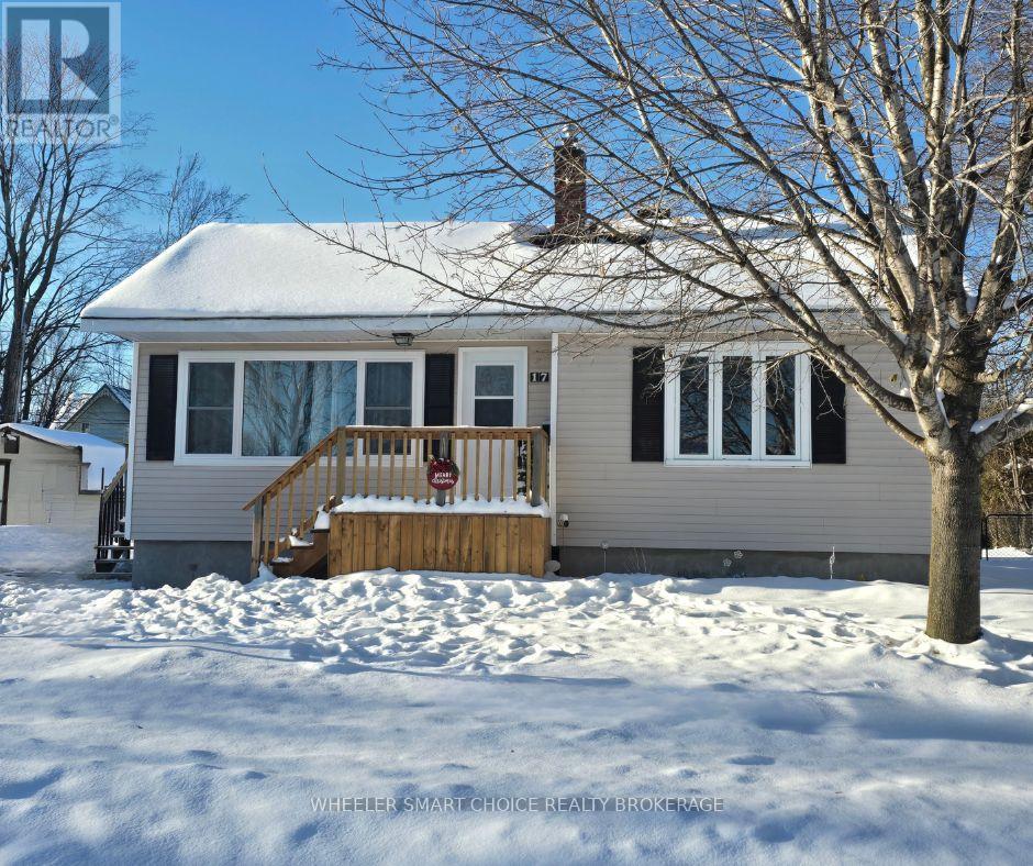 17 ADAM DIXON AVENUE, South Stormont, Ontario