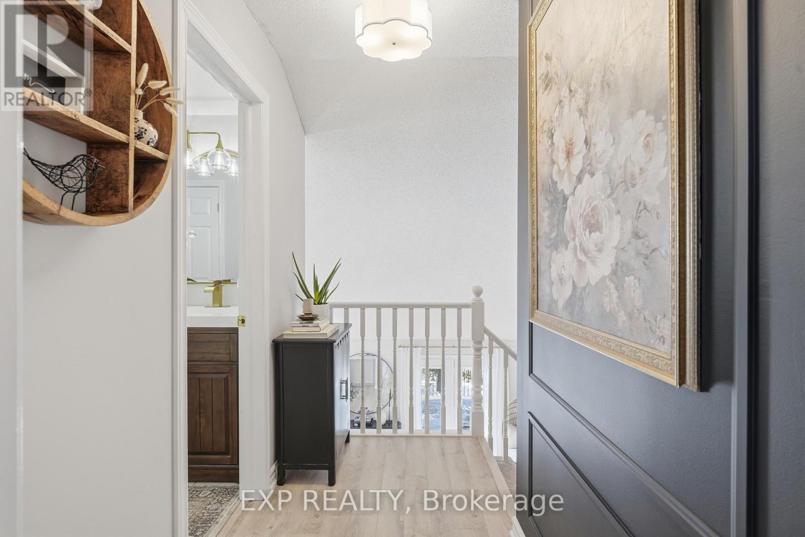 1 - 19 Bartlett Avenue, Grimsby, Ontario  L3M 5G6 - Photo 24 - X12798564