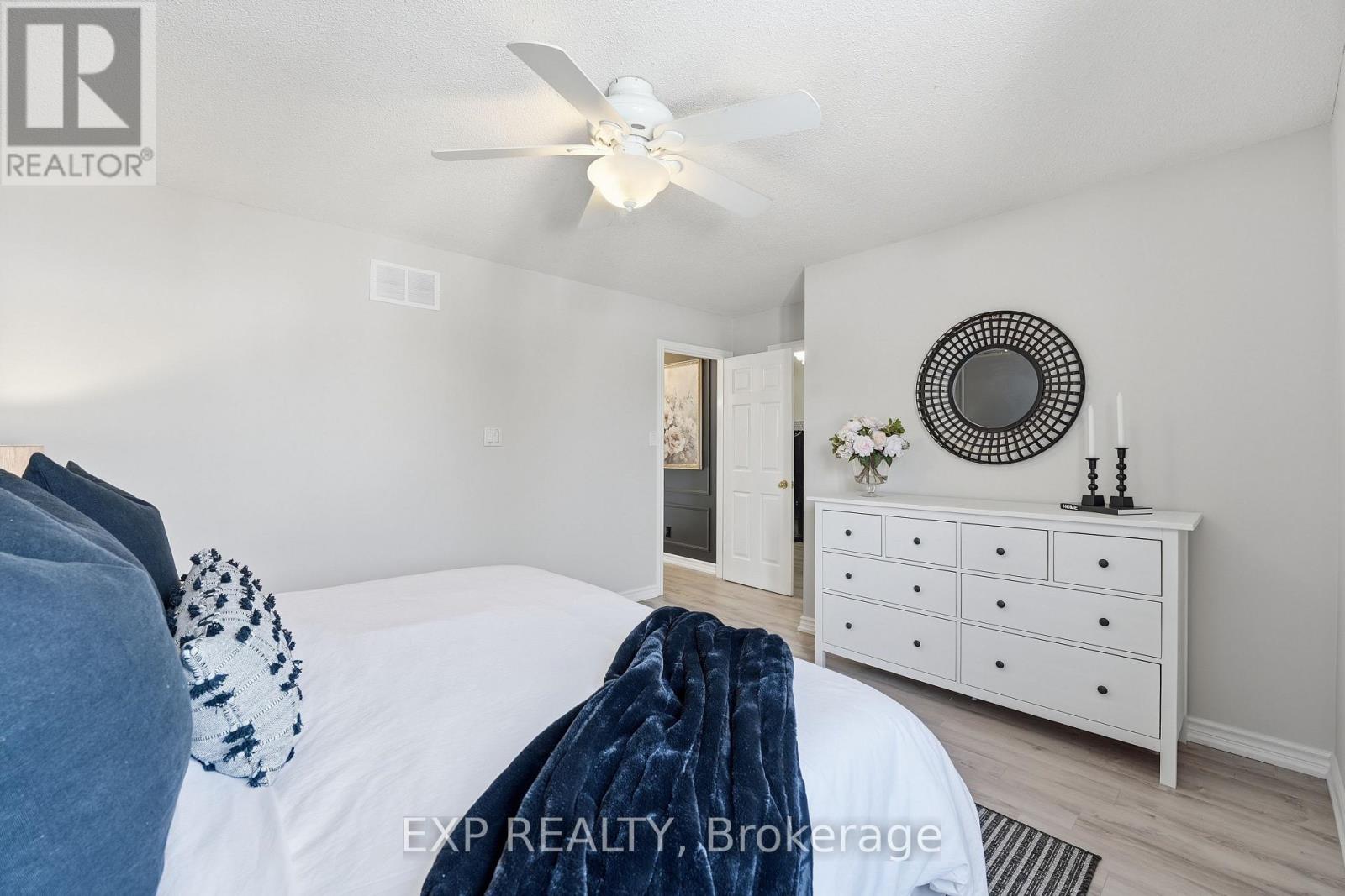 1 - 19 Bartlett Avenue, Grimsby, Ontario  L3M 5G6 - Photo 27 - X12798564