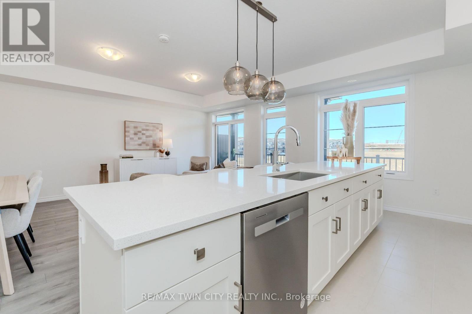 6 Lomond Lane, Kitchener, Ontario  N2R 0R4 - Photo 13 - X12798612