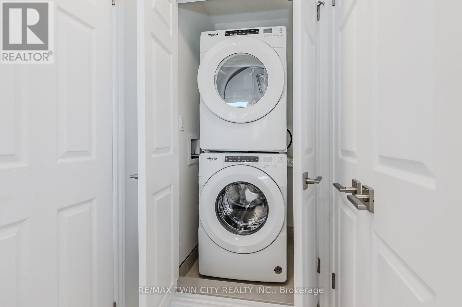 6 Lomond Lane, Kitchener, Ontario  N2R 0R4 - Photo 38 - X12798612