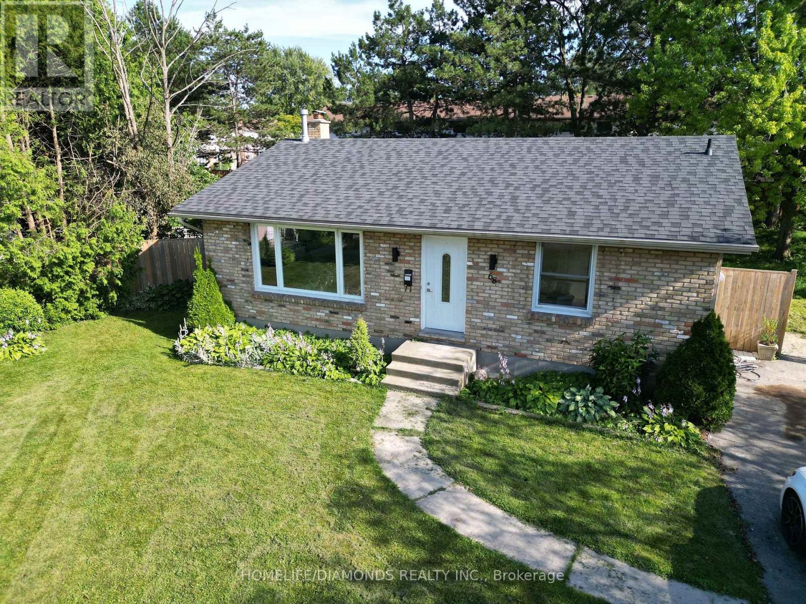 Upper - 68 Stroud Crescent, London South, Ontario  N6E 1Z6 - Photo 1 - X12798624