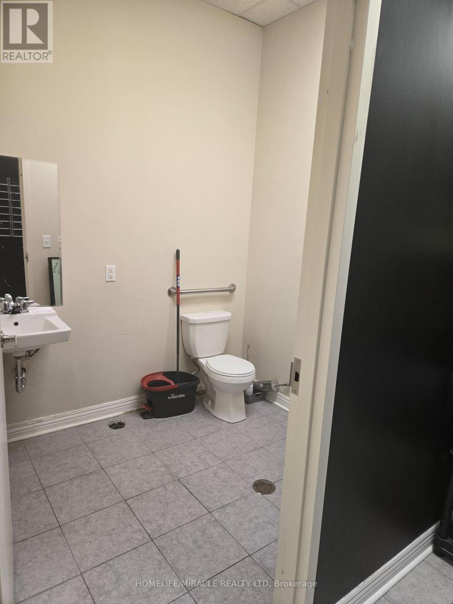 A4 - 320 East View Road, Guelph (Grange Road), Ontario  N1E 0L2 - Photo 4 - X12798676