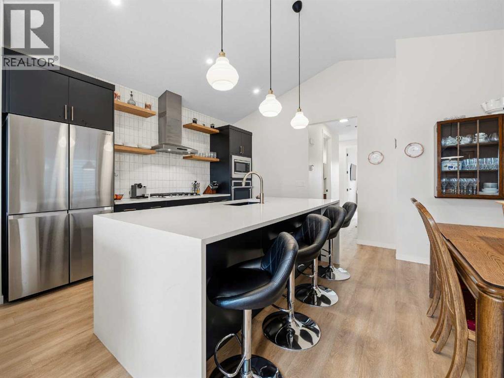 111 Haskayne Drive Nw, Calgary, Alberta  T3L 0H1 - Photo 2 - A2286187