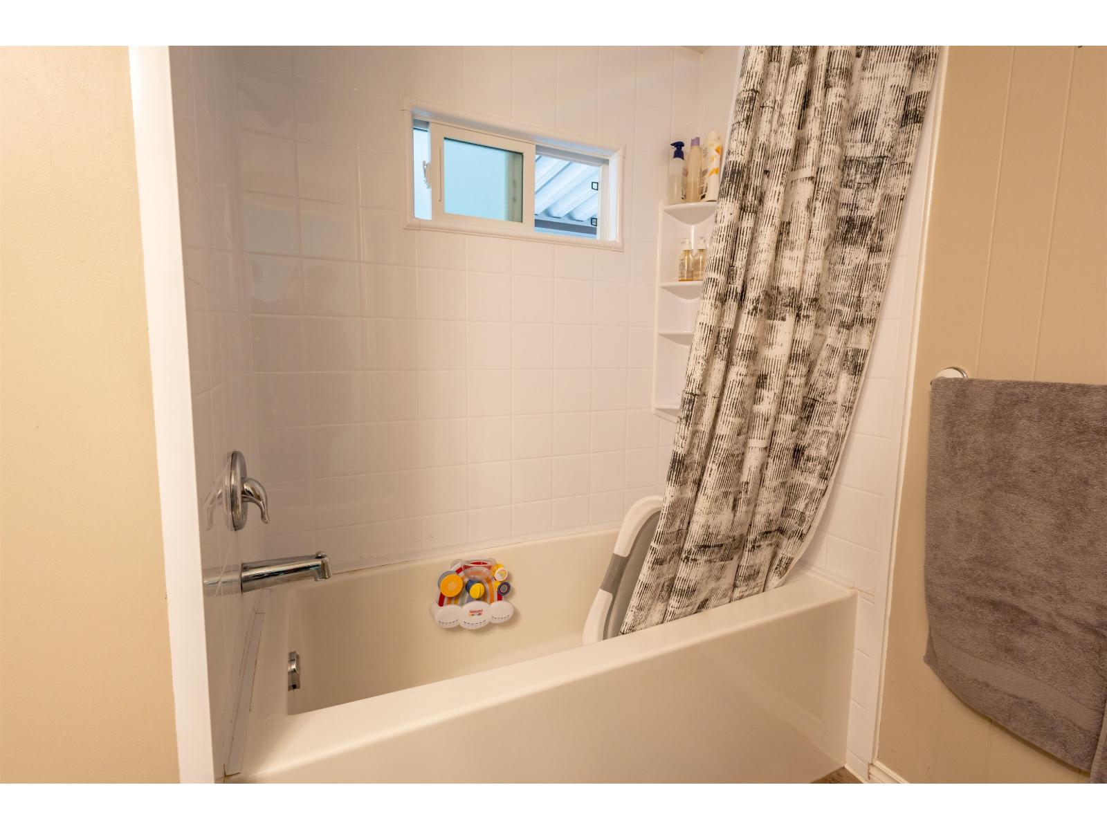 1844 Reeves Place, Abbotsford, British Columbia  V2S 5G8 - Photo 14 - R3088364