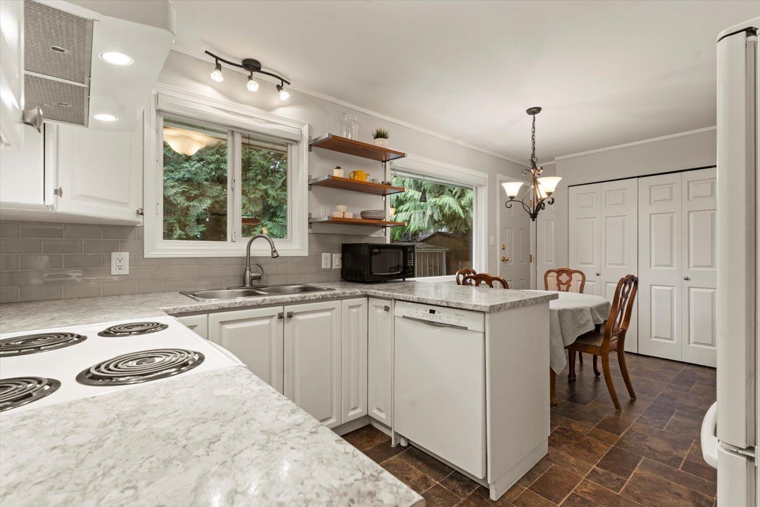 34166 Cedar Avenue, Abbotsford, British Columbia  V2S 2W1 - Photo 13 - R3090491