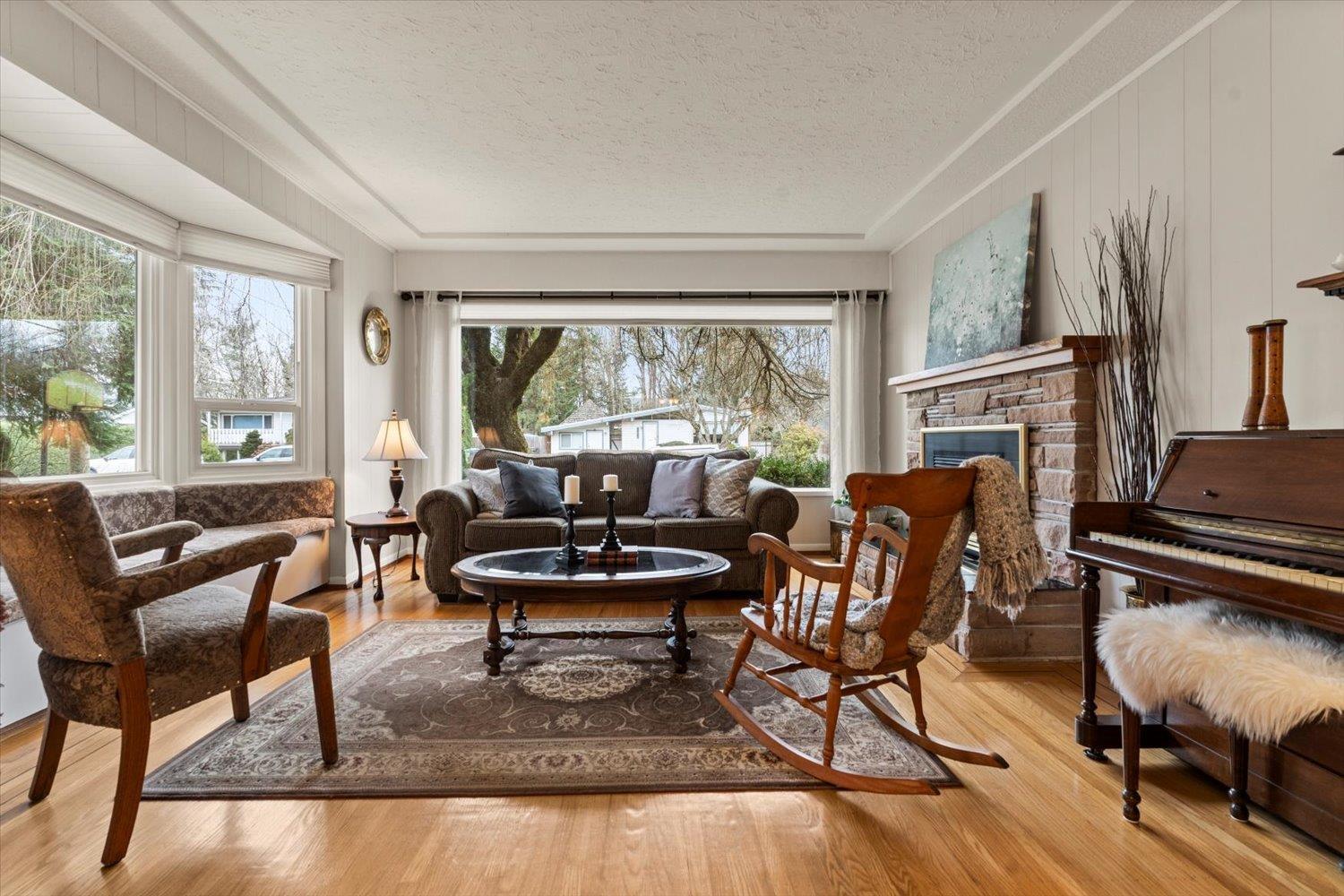 34166 Cedar Avenue, Abbotsford, British Columbia  V2S 2W1 - Photo 5 - R3090491