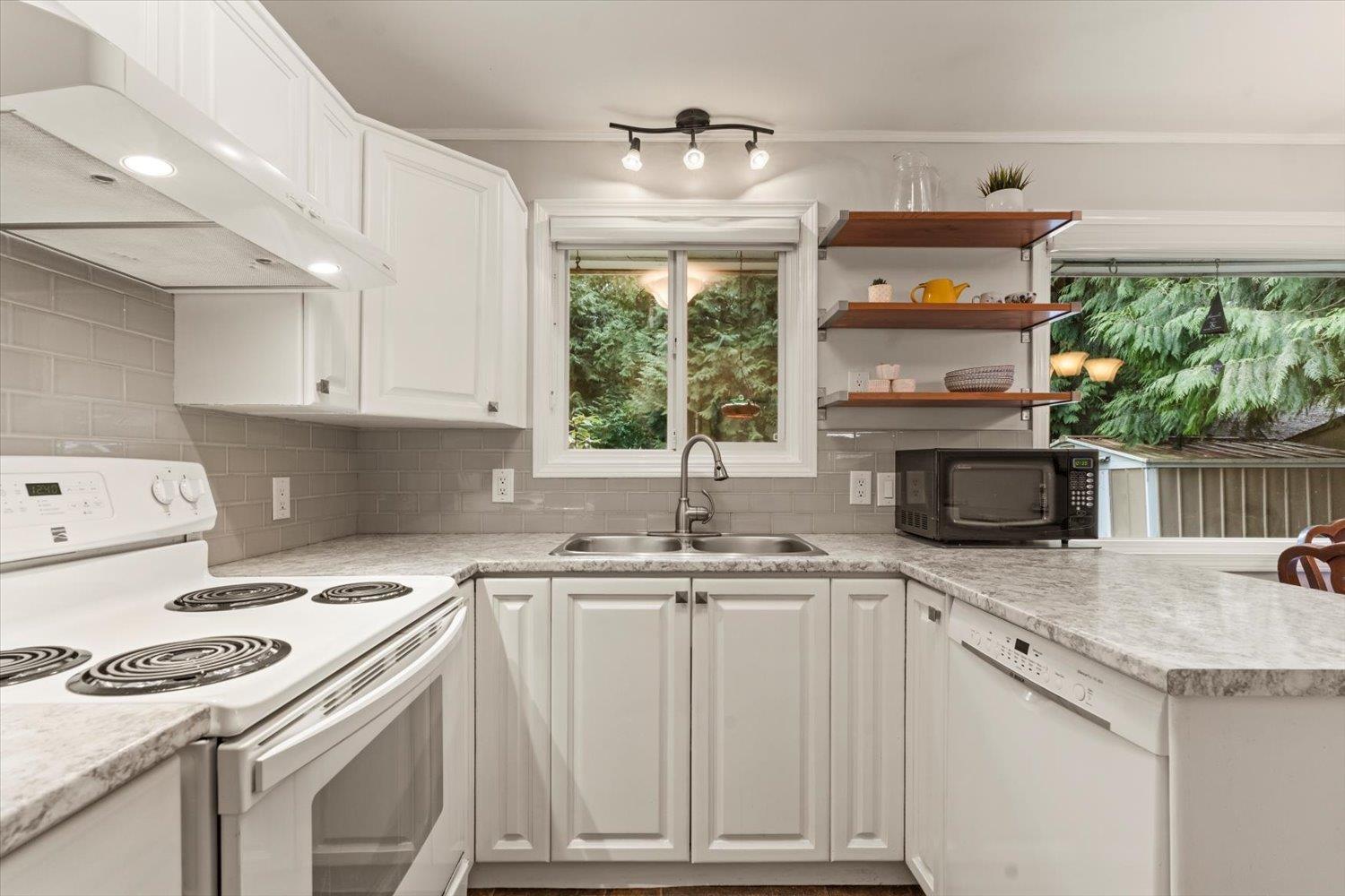 34166 Cedar Avenue, Abbotsford, British Columbia  V2S 2W1 - Photo 14 - R3090491