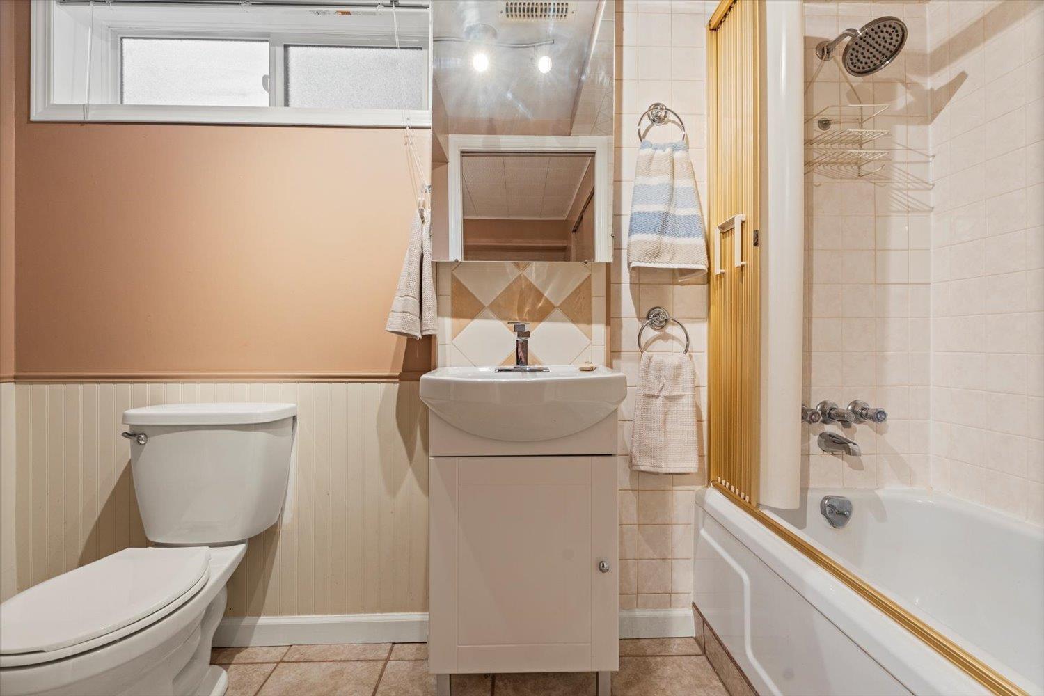 34166 Cedar Avenue, Abbotsford, British Columbia  V2S 2W1 - Photo 33 - R3090491