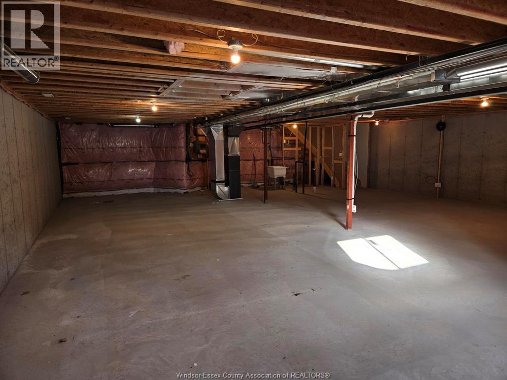 6085 Livingstone, Windsor, Ontario N9J 3Y7 - Photo 14 - 26003497