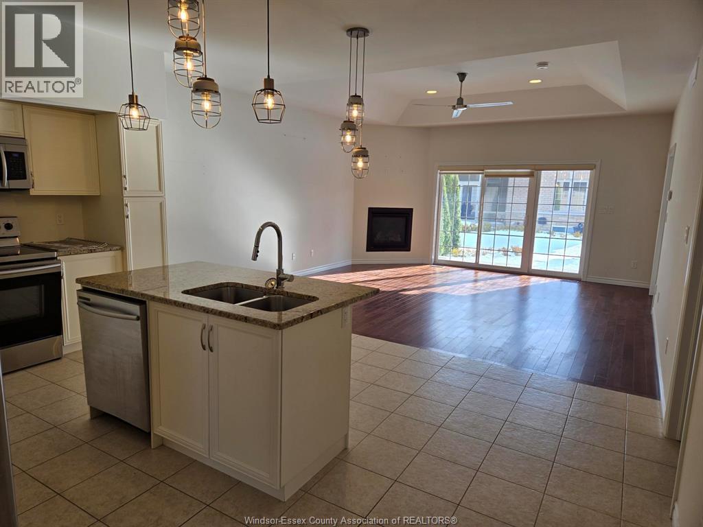 6085 Livingstone, Windsor, Ontario N9J 3Y7 - Photo 2 - 26003497