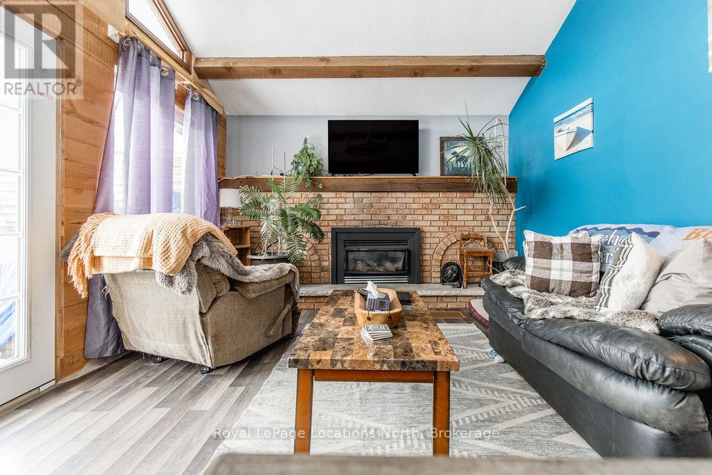 43 Sunnyside Lane, Wasaga Beach, Ontario  L9Z 2M5 - Photo 10 - S12798882