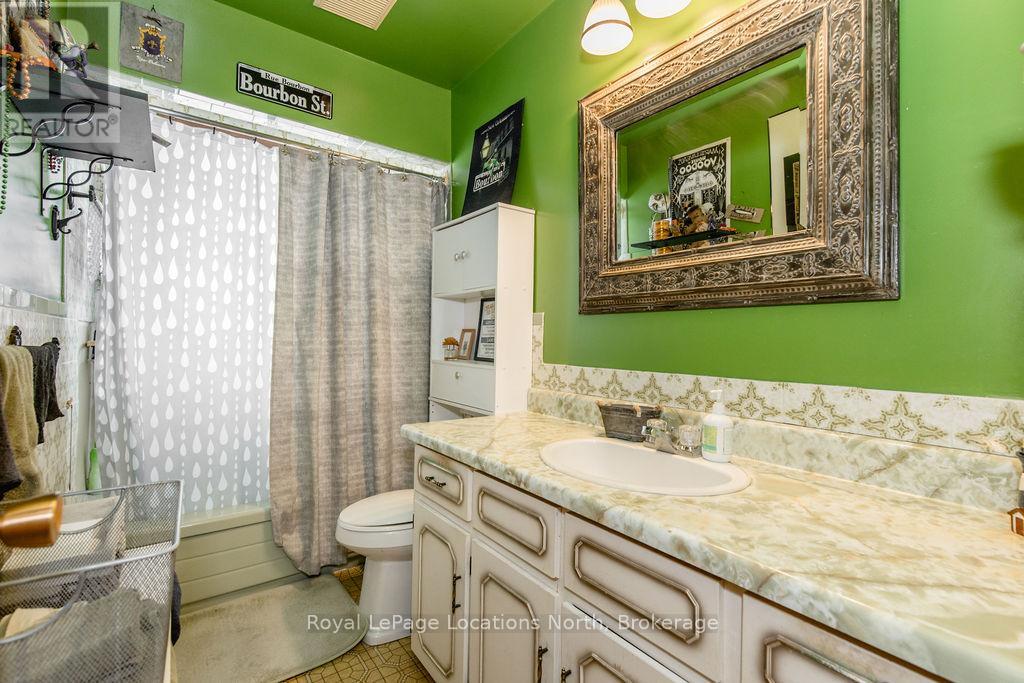 43 Sunnyside Lane, Wasaga Beach, Ontario  L9Z 2M5 - Photo 17 - S12798882