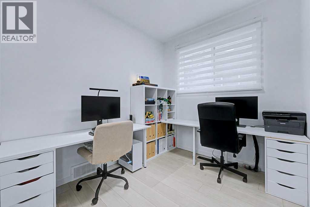 250 Hotchkiss Common Se, Calgary, Alberta  T3S 0N1 - Photo 21 - A2284008