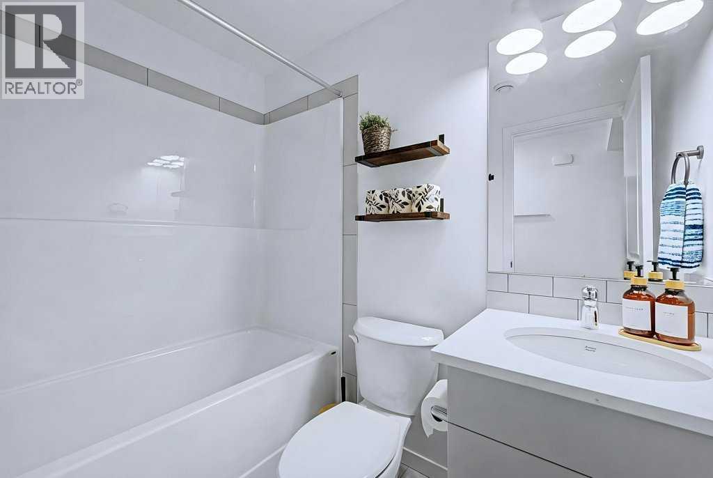 250 Hotchkiss Common Se, Calgary, Alberta  T3S 0N1 - Photo 38 - A2284008