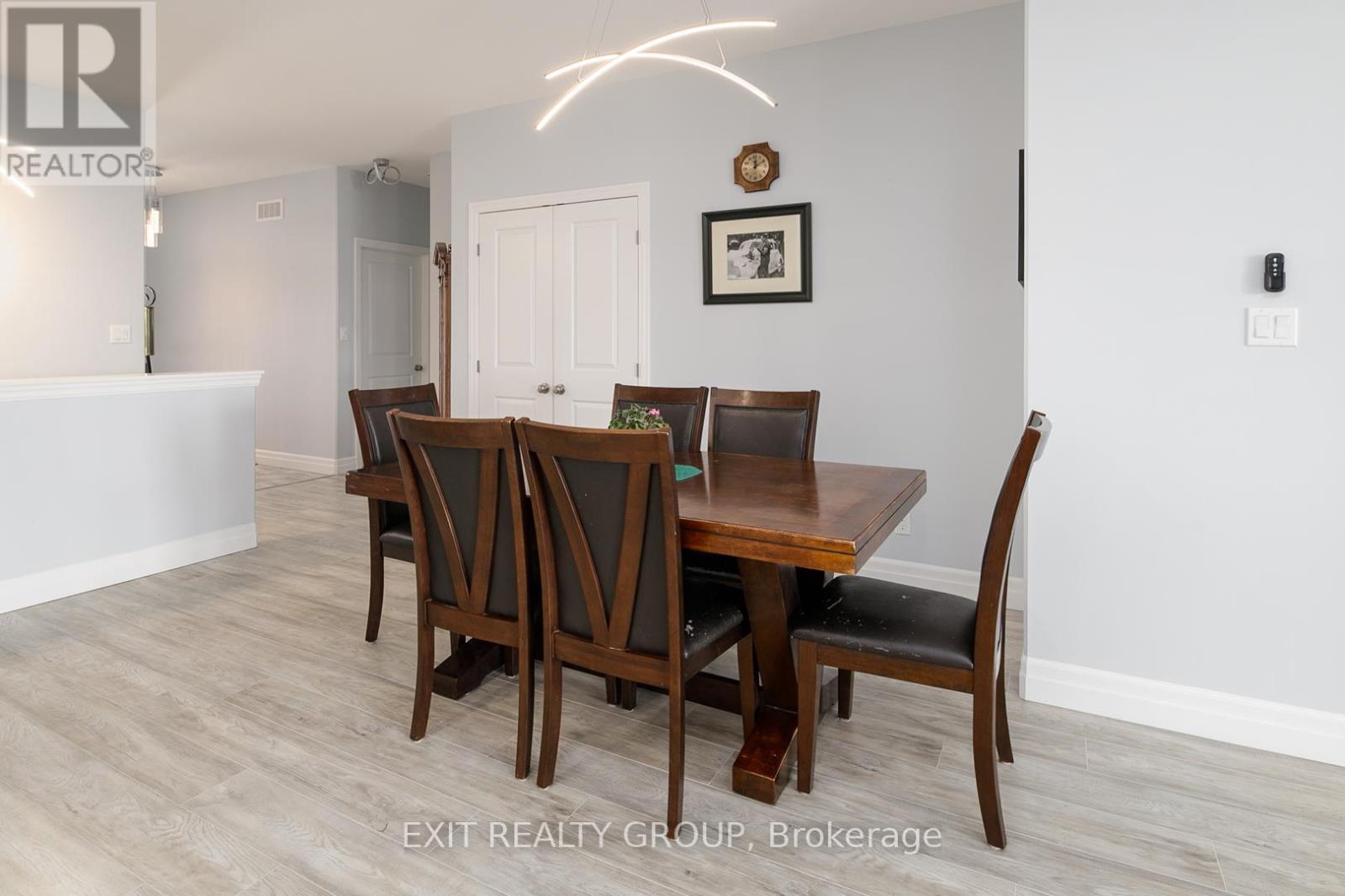 16 Matheos Crescent, Quinte West, Ontario  K8V 0L2 - Photo 10 - X12798852