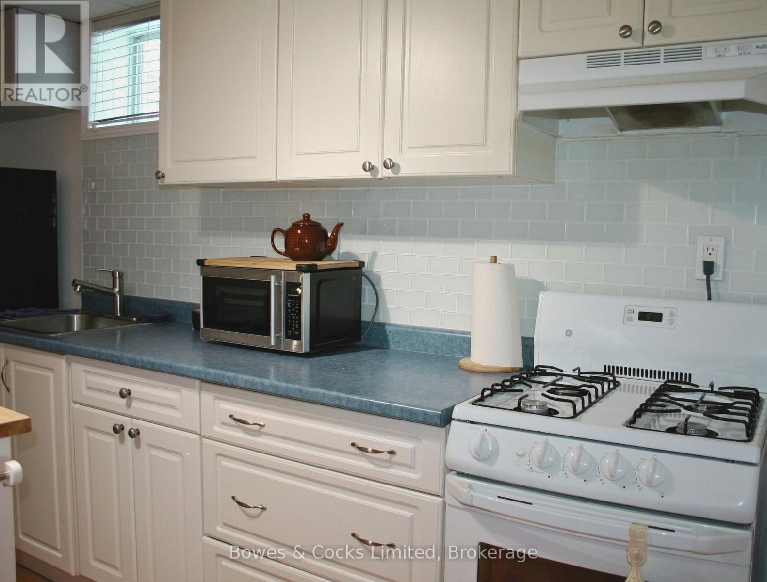 350 Braidwood Avenue, Peterborough (Otonabee Ward 1), Ontario  K9J 1V6 - Photo 15 - X12798902