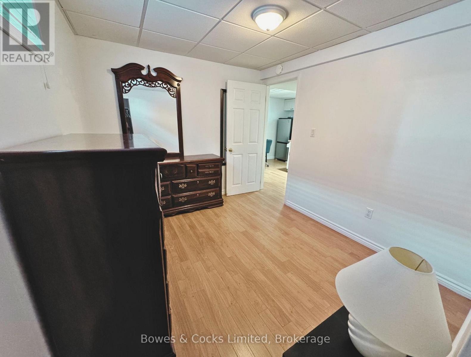 350 Braidwood Avenue, Peterborough (Otonabee Ward 1), Ontario  K9J 1V6 - Photo 4 - X12798902