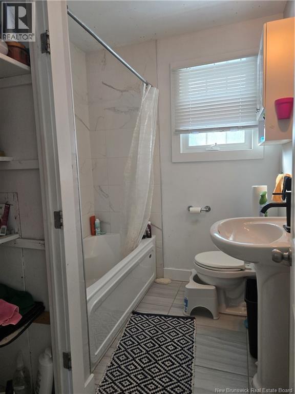 89 Mount Royal Boulevard, Moncton, New Brunswick E1E 2V3 - Photo 9 - NB133540