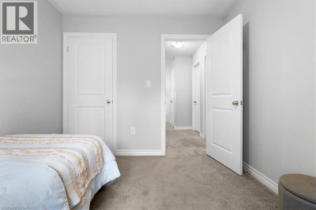 324 Equestrian Way Unit# 28, Cambridge, Ontario N3E 0E2 - Photo 33 - 40792171