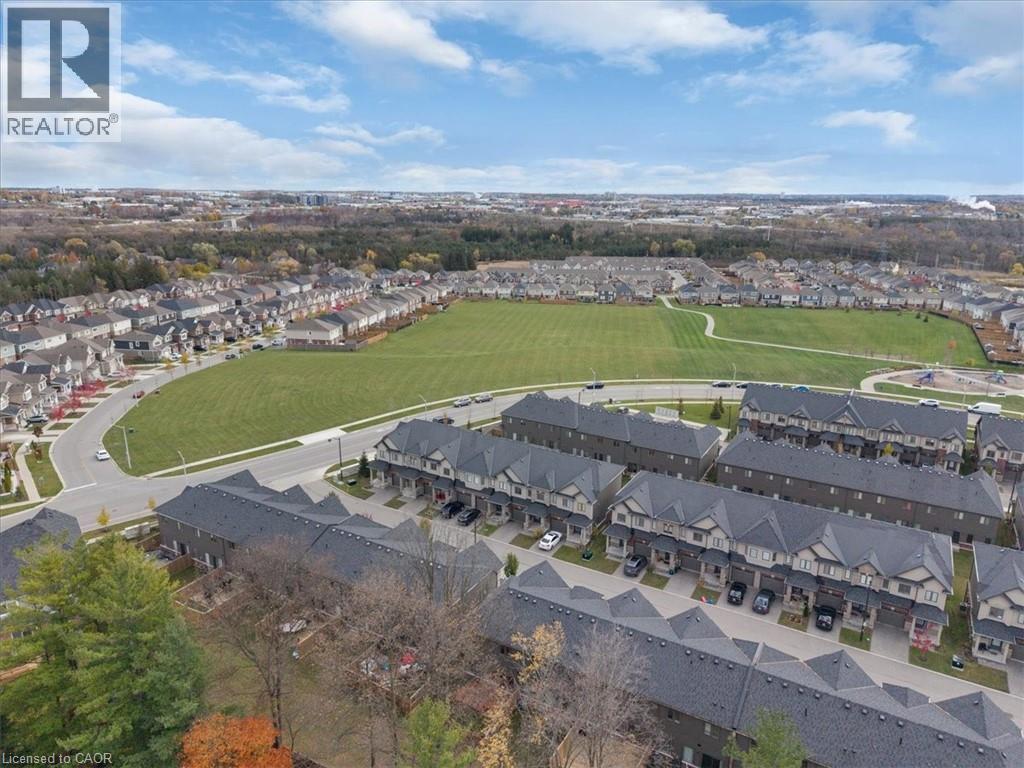 324 Equestrian Way Unit# 28, Cambridge, Ontario N3E 0E2 - Photo 41 - 40792171