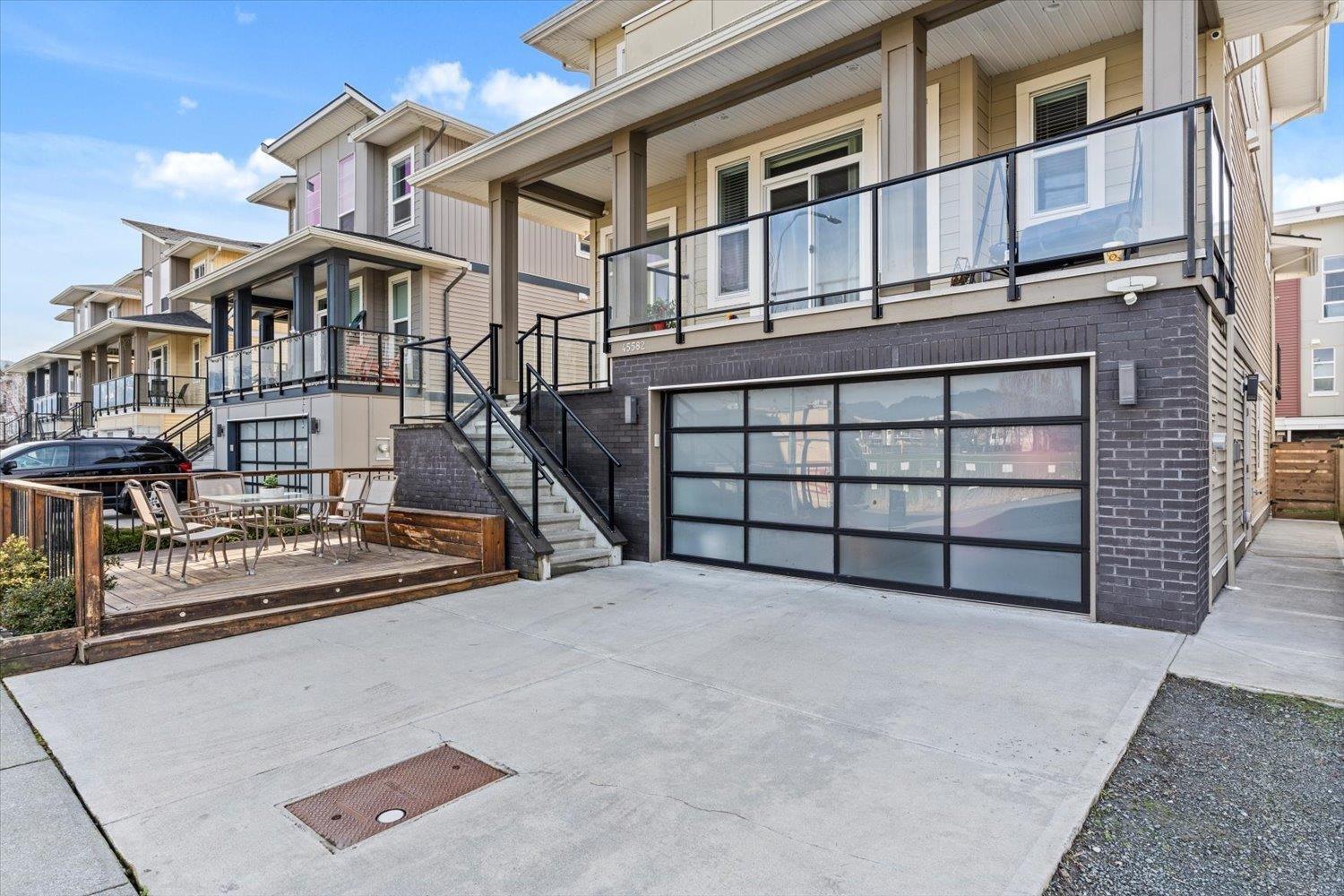 45582 Meadowbrook Drive, Chilliwack Proper South, Chilliwack, British Columbia  V2P 0G6 - Photo 3 - R3090082